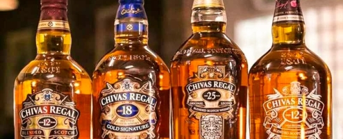 Cách  phân biệt rượu chivas regal thật giả nhanh trên bàn tiệc