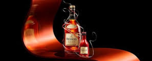 Chọn vị tết đặc trưng cho bạn với phiên bản tết giới hạn từ HENNESSY