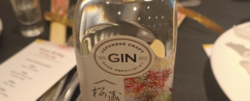 RƯỢU SAKURA JAPANESE CRAFT GIN  45% 500ML
